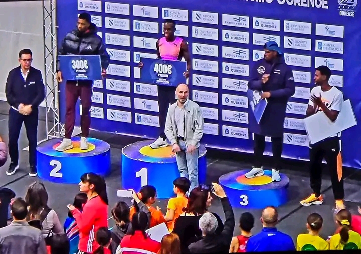 Tercer lugar y mejor marca de la temporada para matancero Aniel Molina en Ourense