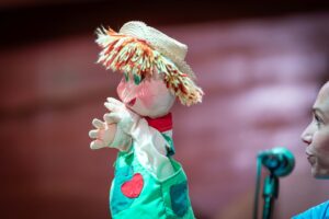 Jolgorio en el guateque de Pelusín