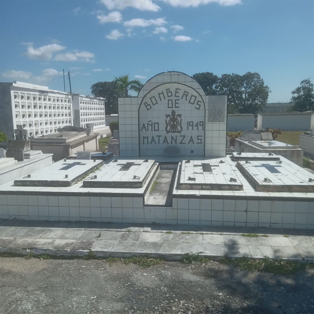 Panteón Bomberos de Matanzas