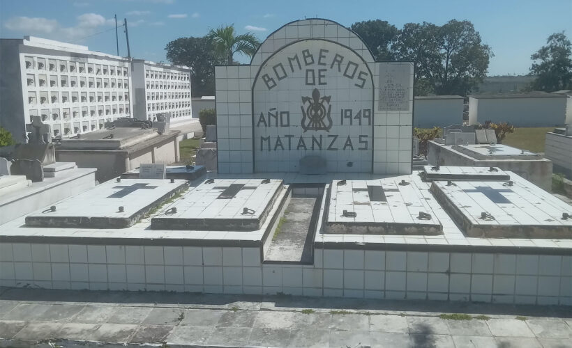 Panteón Bomberos de Matanzas