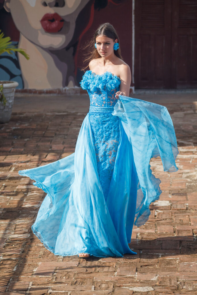 Pasarela en II Salón de Premiados Acaa