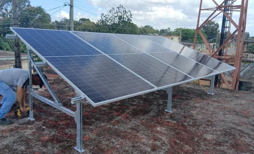 Matanzas instala sistemas fotovoltaicos para garantizar servicios de telefonía fija y Nauta Hogar