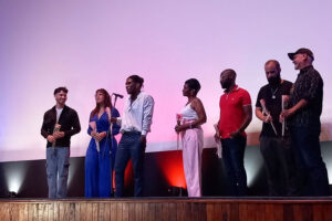 Animado cubano Doble play enfoca su historia en el beisbol