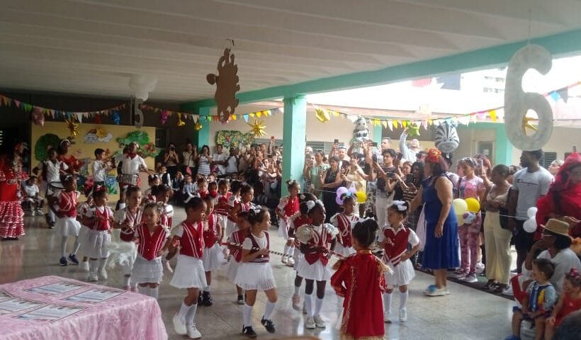 Festejan en Círculo Infantil Estrellitas Rojas el aniversario 65 de la creación de los círculos infantiles
