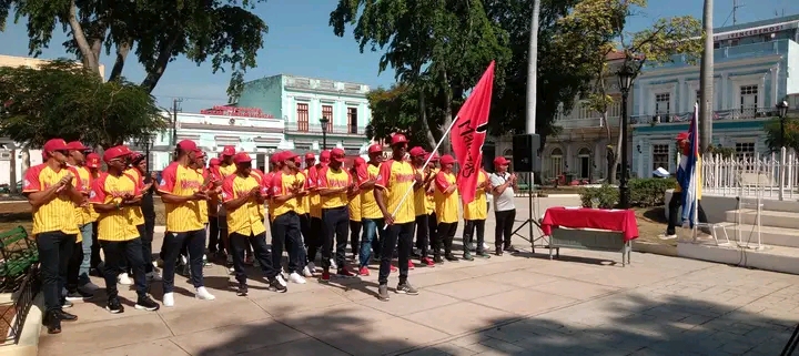 Abanderan equipo de Matanzas que participará en Liga Élite. Foto: George Carlos Roger Suárez