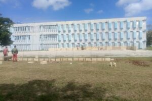 Inicia construcción de terreno de béisbol five en Universidad de Matanzas. Foto: tomada de la página de Facebook de la Universidad de Matanzas