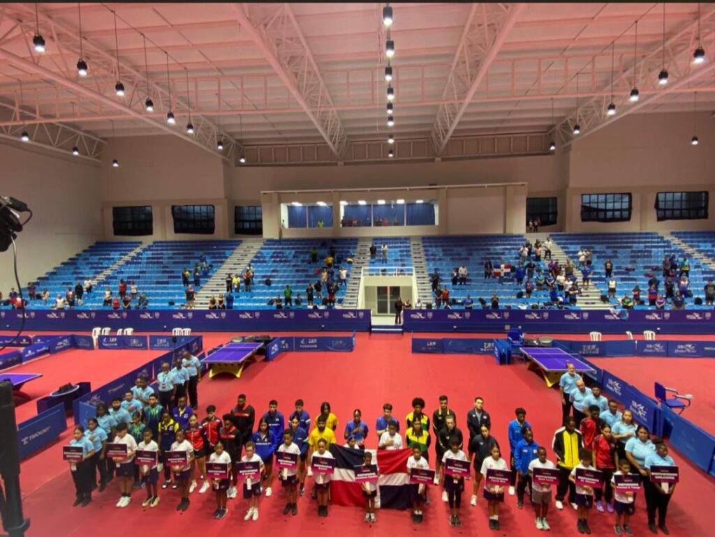 Preseas de bronce para equipo Cuba de tenis de mesa