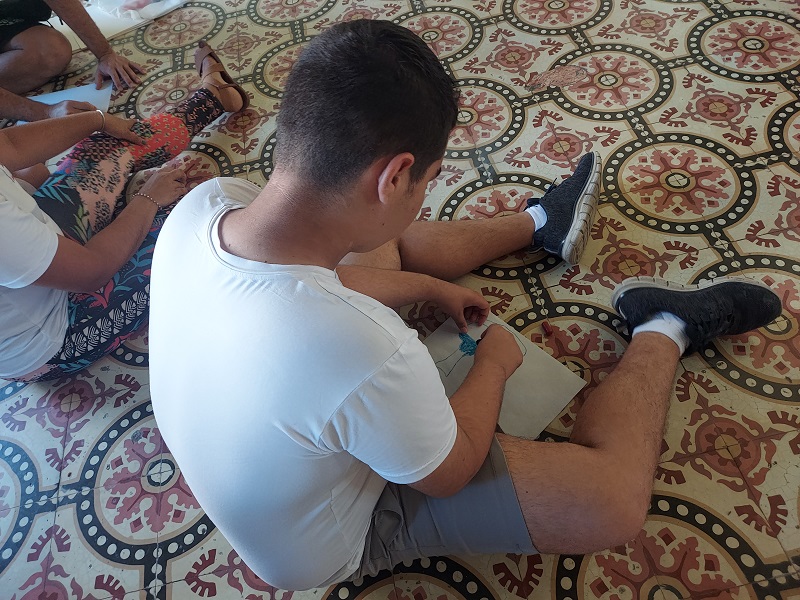 Niños azules en el país de sí mismos: Proyecto Tocororo en Matanzas trabaja con niños con Trastorno del Espectro Autista. Foto: Guillermo Carmona