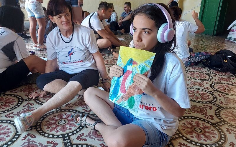 Niños azules en el país de sí mismos: Proyecto Tocororo en Matanzas trabaja con niños con Trastorno del Espectro Autista. Foto: Guillermo Carmona