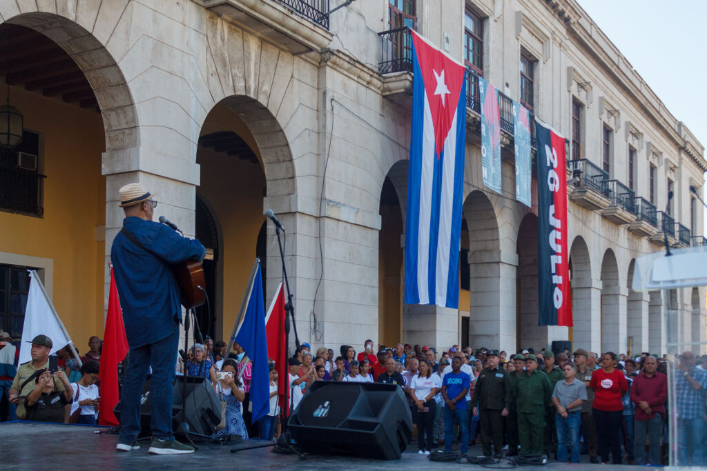 Conmemora pueblo matancero 65 aniversario de la proclamación del carácter socialista de la Revolución