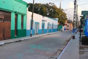 La imagen fue tomada después de la solución a la problemática de la acumulación de los escombros, el círculo rojo señala el lugar donde se acumulaban. Foto: René Hernández Aise