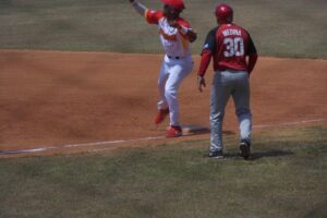 Matanzas mantiene invicto en Liga Élite del béisbol cubano 