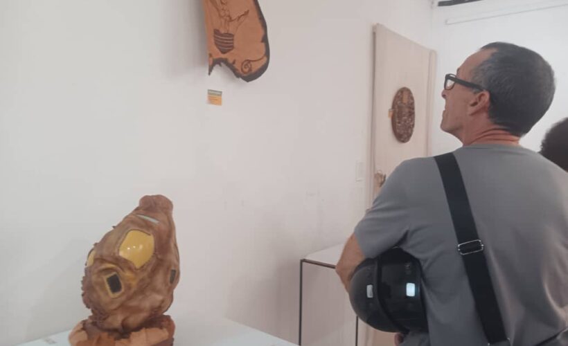 Acaa, la familia en la artesanía
