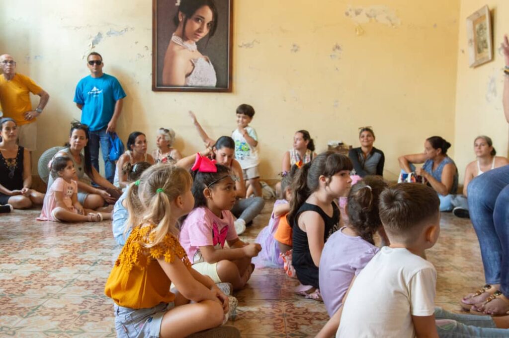 Taller Los pilluelos: donde los infantes aprenden mediante la música