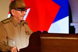 El General de Ejército Raúl Castro. “A 95 años de su nacimiento, es nuestro ejemplo vivo de hidalguía, integridad, patriotismo y fidelidad a la Revolución”.