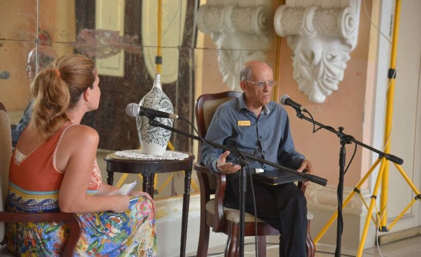 Conversando con un sabio del Renacimiento en la época contemporánea: Ercilio Vento Canosa. Fotos: Carrete Producciones