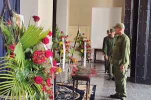Pueblo matancero rinde tributo póstumo al Comandante Ramiro Valdés Menéndez. Foto: Jessica Acevedo