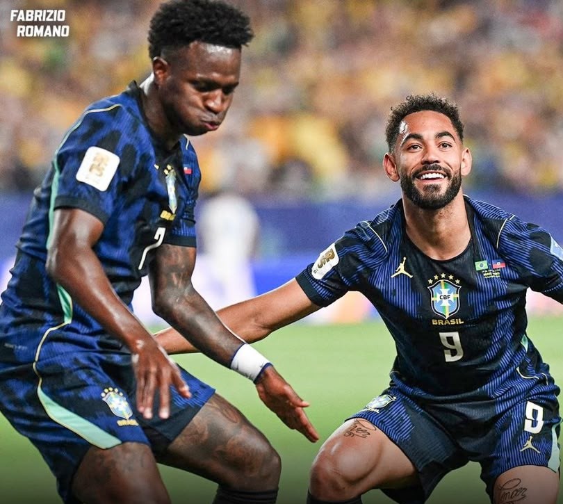 Brasil gana y marcha líder de grupo