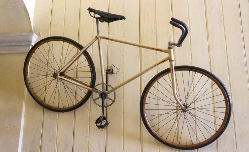 la bicicleta más antigua y mejor conservada de Cuba