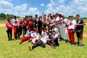 Equipo de béisbol Los Increíbles de la Liga Jagüeyense de Béisbol