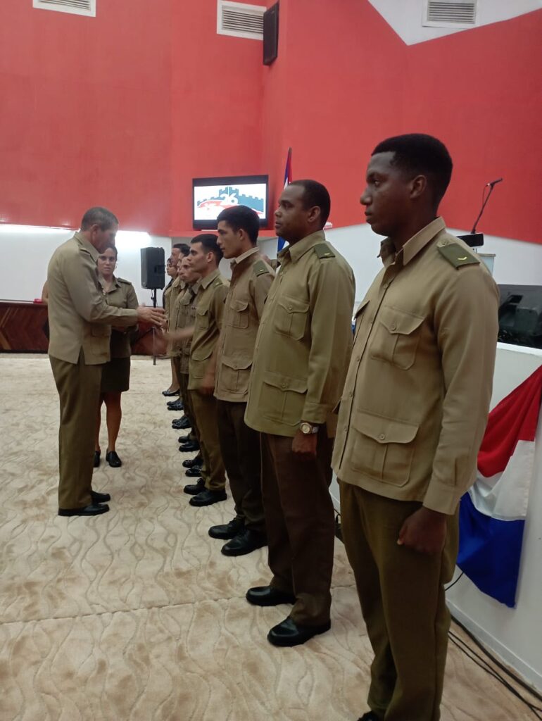 Ascienden a más de 20 oficiales de las Fuerzas Armadas en la ciudad de Matanzas