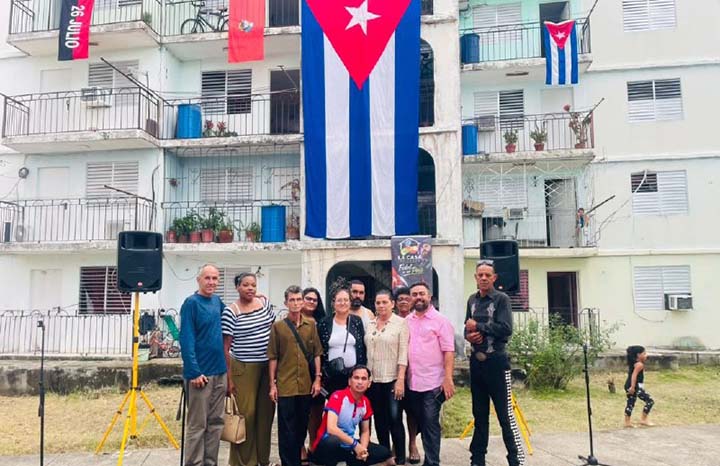 En gira cultural por el centro de Cuba, artistas de Matanzas
