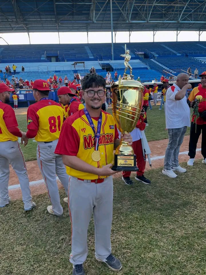 Sahiel Cruz es una joven promesa del béisbol matancero.