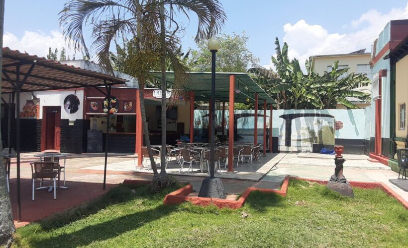 Centro Cultural Las Palmas reabre sus puertas con energía limpia y nueva tienda "Doble Impacto"