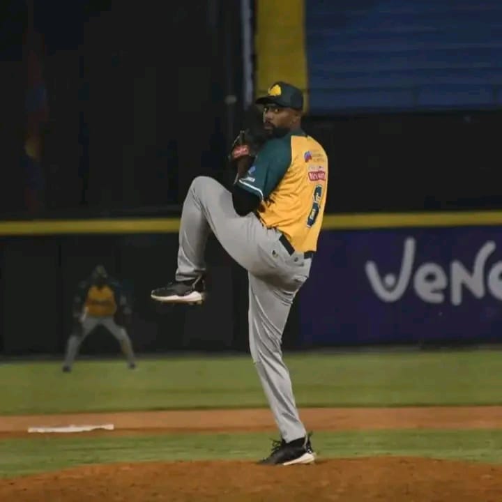 Armando Dueñas, el cerrador de los Cocodrilos de Matanzas y pieza fija del bullpen del equipo Cuba, este año sumó a su historial una experiencia que nada tiene que ver con el béisbol: el terremoto que sacudió a Venezuela, mientras jugaba en esa liga. 