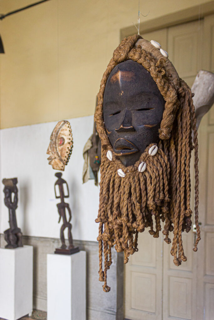 Inauguran en Matanzas exposición Orígenes con temática de la cultura africana.