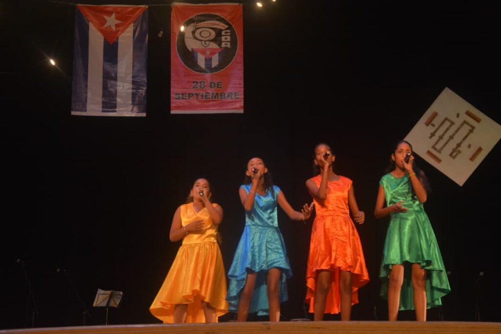 Proyecto Maravillas de la Infancia actuó en la gala por el aniversario de los CDR.