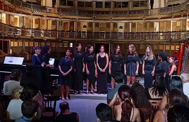 D’Cámara en el Teatro Sauto: Un refugio de luz y belleza en su V Aniversario