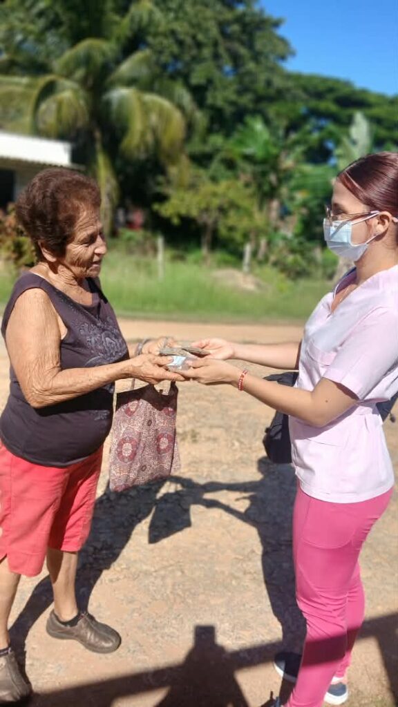 Servicios médicos en Hato de Jicarita, Unión de Reyes