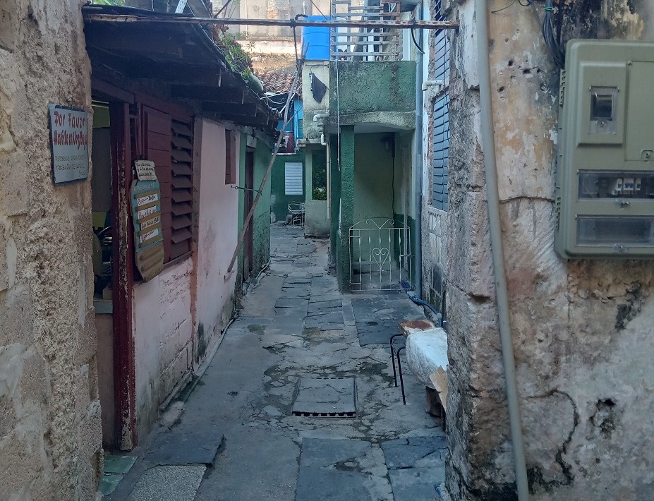 Solares en Cuba. Foto: Adrián Chávez