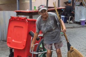 Carmen: A mí me gusta barrer